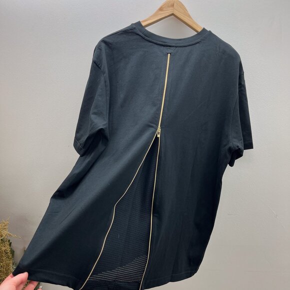 Adidas Black Zipper Back T-shirt | Size L - Picture 5 of 5